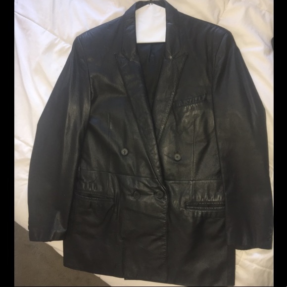 Vintage Black Leather Jacket - Picture 2 of 3